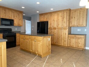 Building Photo - 1767 2525 S