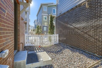 Building Photo - 12886 E Wesley Pl