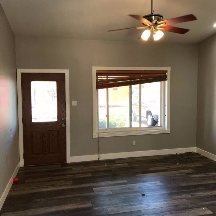 Building Photo - 2051 S Orange
