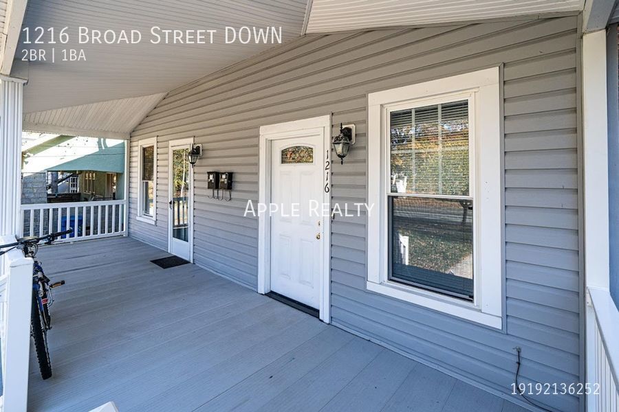 Primary Photo - 1216 Broad St Apt. A (Downstairs) - Availa...