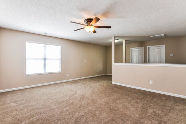 Building Photo - 205 Brookhaven Dr