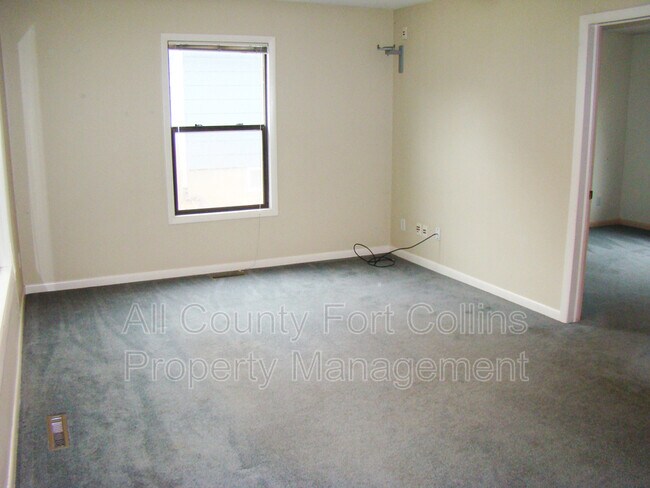 Foto del edificio - 817 E Laurel St