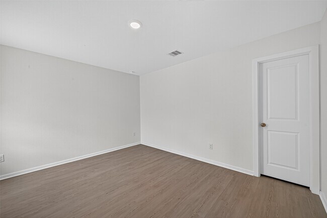 Foto del edificio - 6818 Eastern Cottonwood Ln