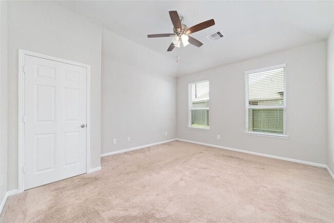 Building Photo - 2707 Golden Hills Ct