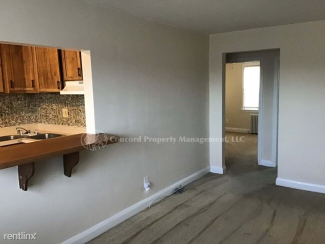 Foto del edificio - 1343 Taylor Ave