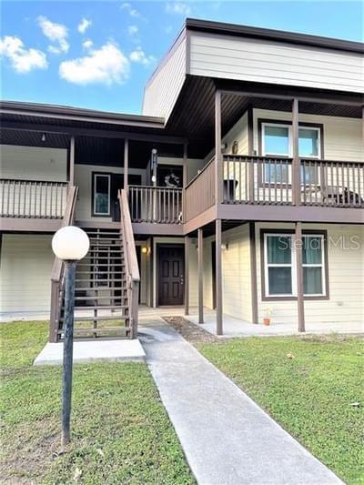 Primary Photo - 17202 Sandalwood Dr