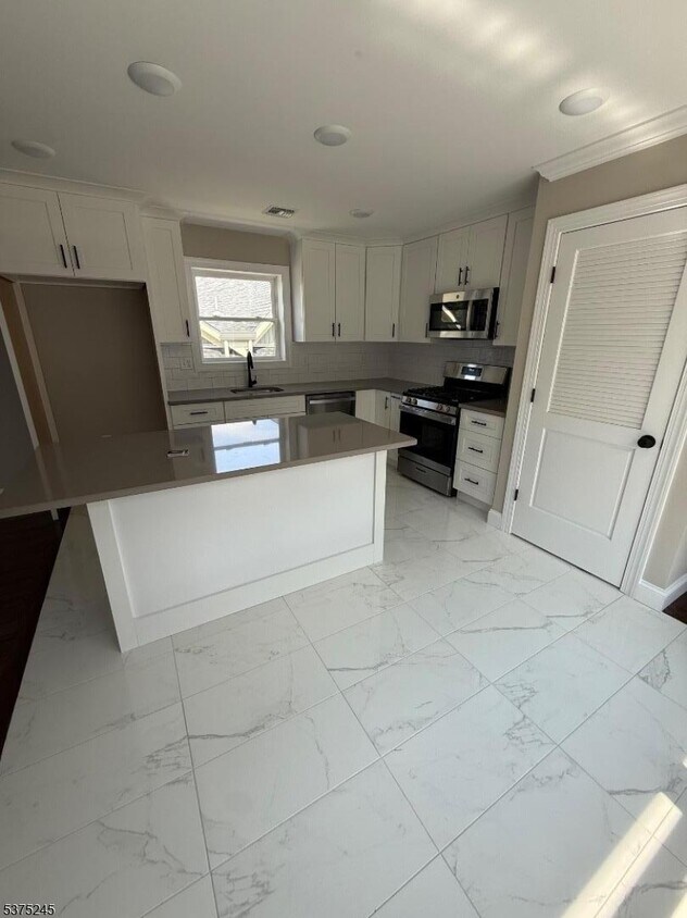 Foto principal - 515 Walnut St