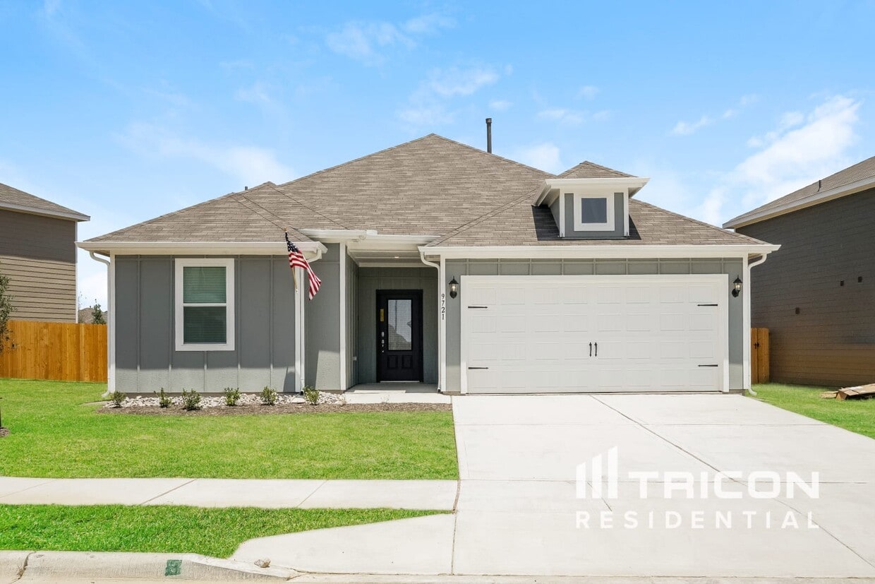 Primary Photo - 9721 Sierra Grande Dr