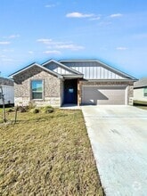 Building Photo - 866 Freedom Cir
