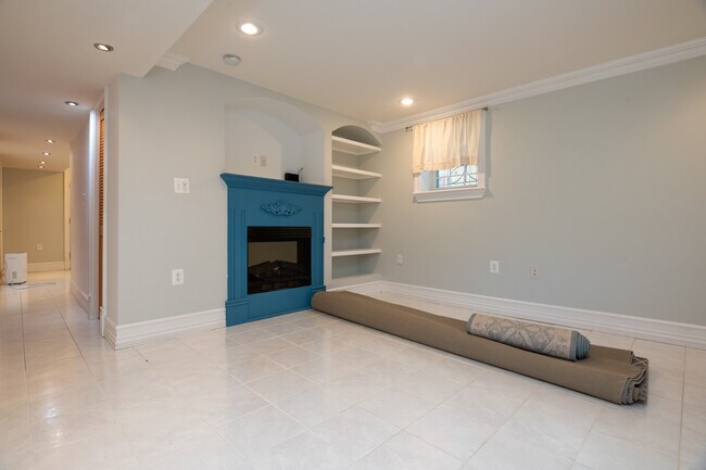 Foto del edificio - 3512 New Hampshire Ave NW