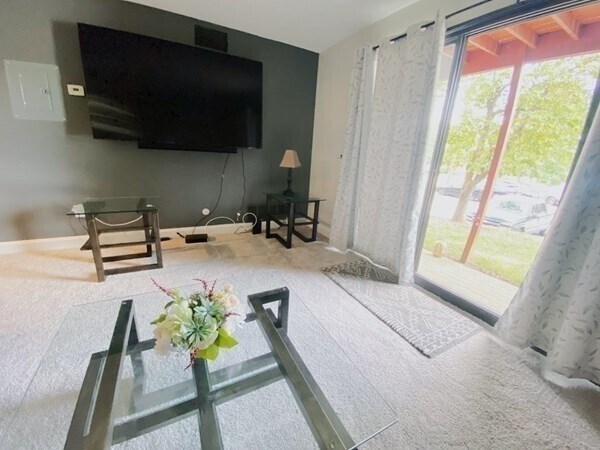 Foto del edificio - 171 Highland St