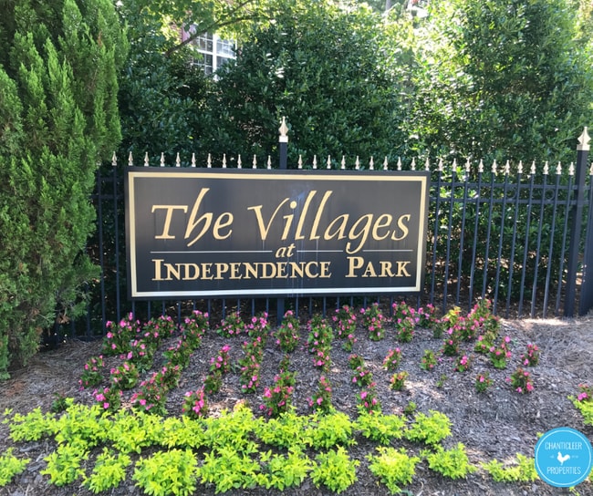 Photo - 533 Hobkirks Pl Townhome