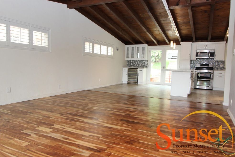 Primary Photo - 2170 Rosecrans St