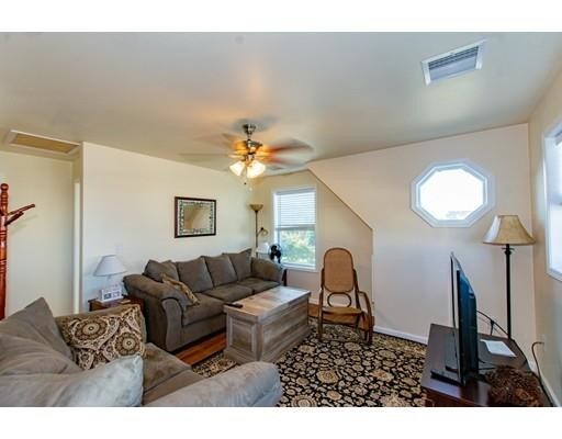 Building Photo - 116 Seaview Dr