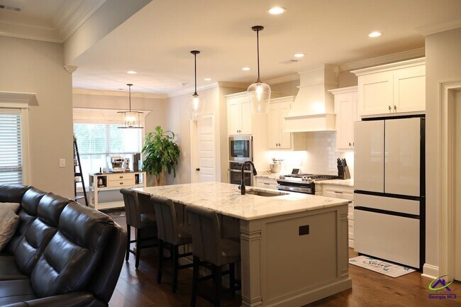 Building Photo - 214 Landings Pointe Ln