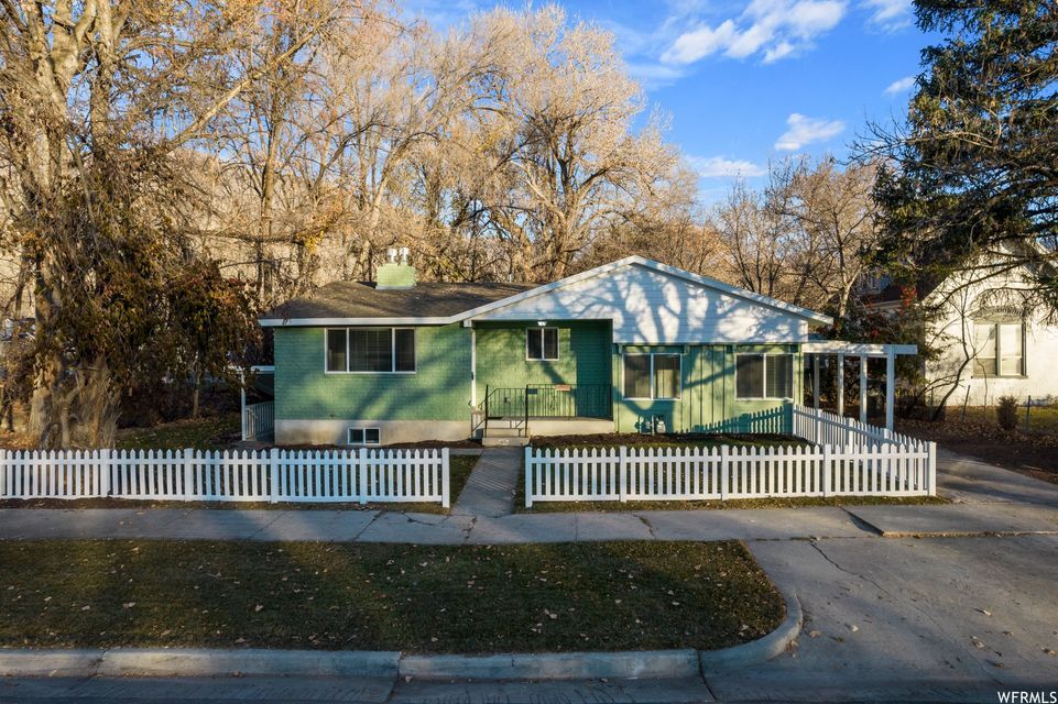 115 S 200 E, Springville, UT 84663 House Rental in Springville, UT