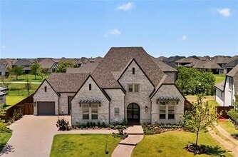 Building Photo - 321 Pecan Trl
