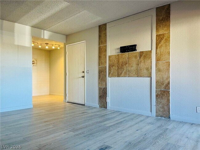 Foto del edificio - 3151 N Soaring Gulls Dr