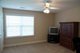 Foto del edificio - 460 Barnett Shoals Rd
