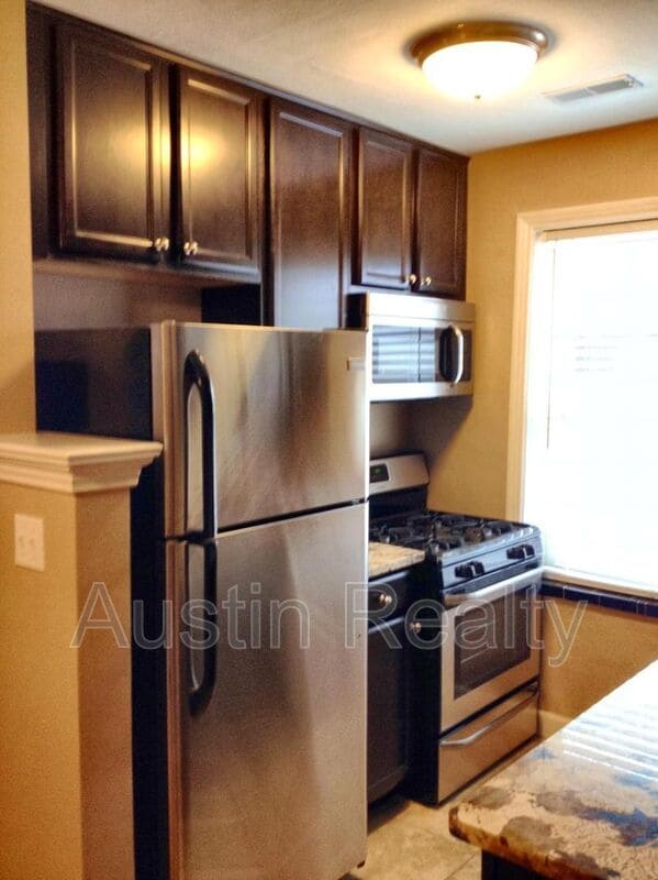 Foto del edificio - 1035 Claytonia Terrace