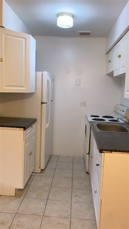 Foto del edificio - 412 68th St