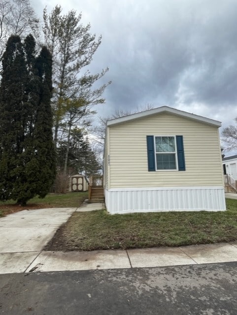 Primary Photo - 11924 Springbrook Ct