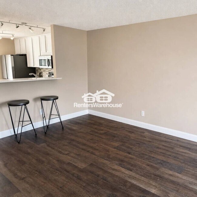 Foto del edificio - 7290 147 Ln NW