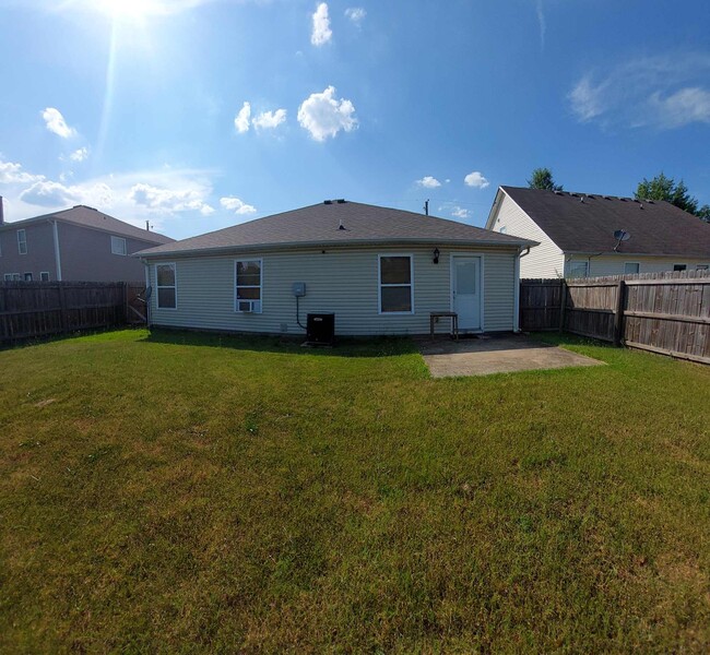 Building Photo - 5390 Skip Jack Dr