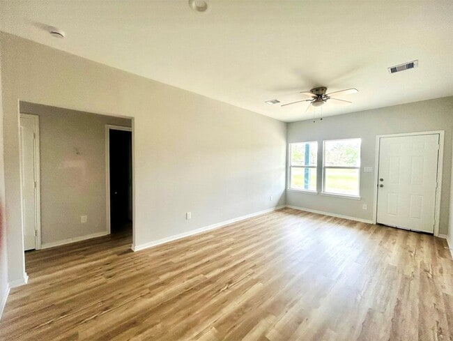 Foto del edificio - 1318 Stowell St