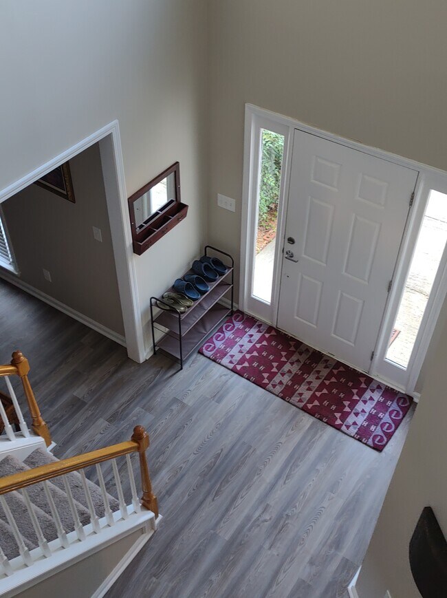 Building Photo - 3600 McClure Woods Dr