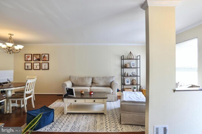 Building Photo - 18254 Paladin Dr