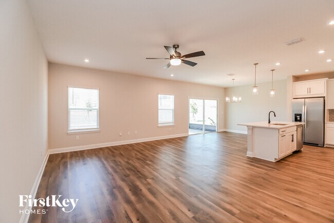 Building Photo - 12160 Abberley Cir