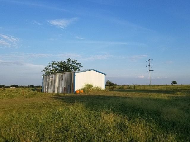 Building Photo - 1339 Wolfcreek Cemetery Rd