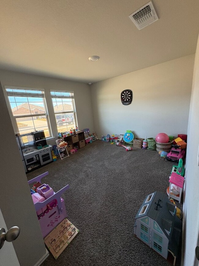 Foto del edificio - 4 bedrooms Home in Creekside Hills