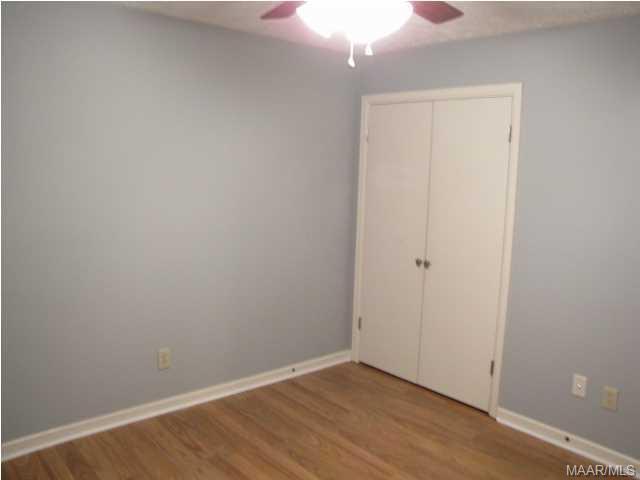 Building Photo - 1613 Woodmere Loop