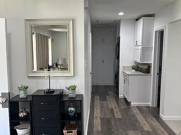 Building Photo - This beautifully remodeled 3-bedroom, 2-bathroom home is designed with an open concept layout