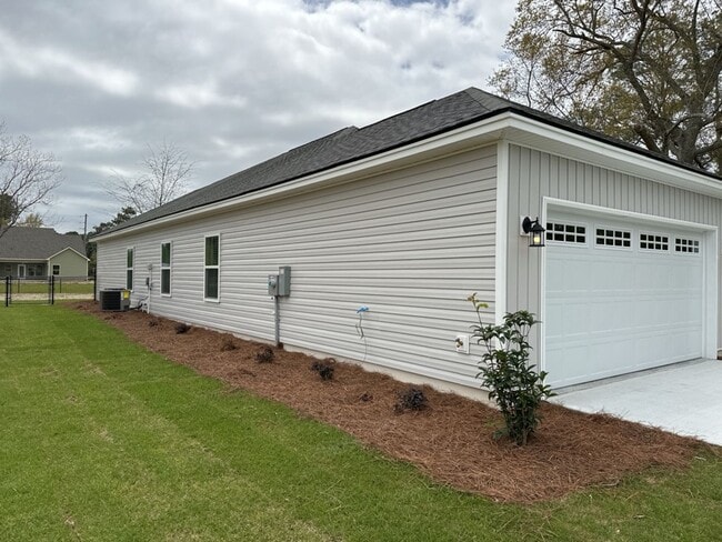 Building Photo - BRAND NEW CONSTRUCTION - 20 Owens Road