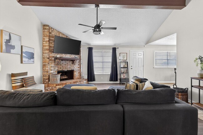 Building Photo - 9514 Marblemount Dr