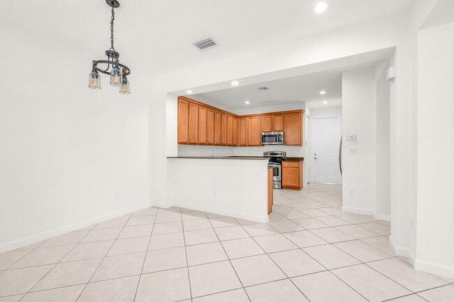 Building Photo - 650 Pacific Grove Dr