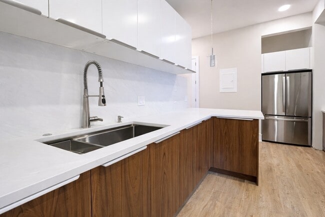 Foto del edificio - 271 Dartmouth St