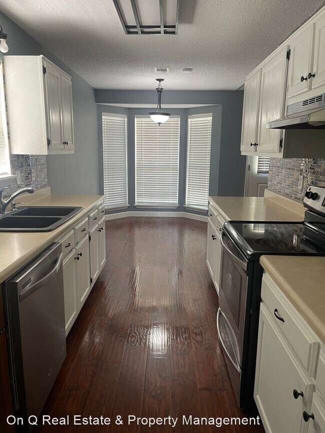 Building Photo - 3 br, 2 bath House - 1600 Courtney Cove
