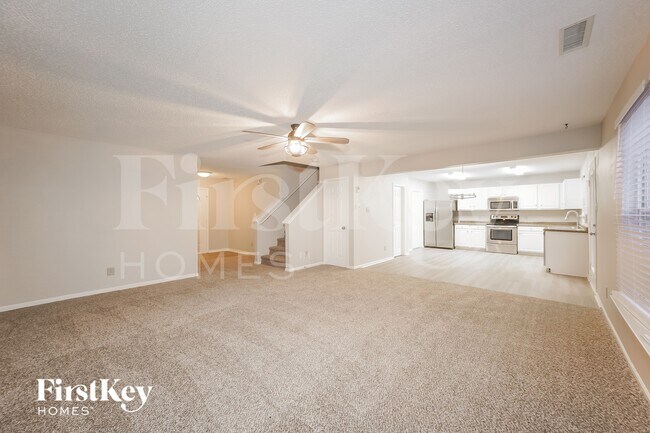 Foto del edificio - 10814 Albertson Dr