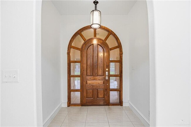 Foto del edificio - 23790 N Val Verde Rd