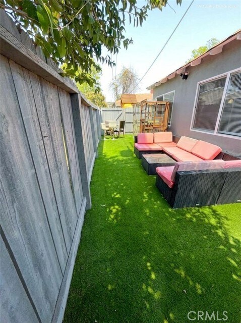 Foto del edificio - 12610 Martha St