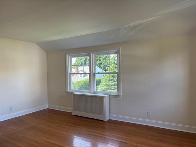 Building Photo - 50 Ackerman Pl