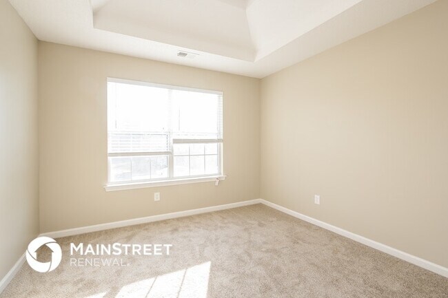 Building Photo - 6021 Birdseye Tr