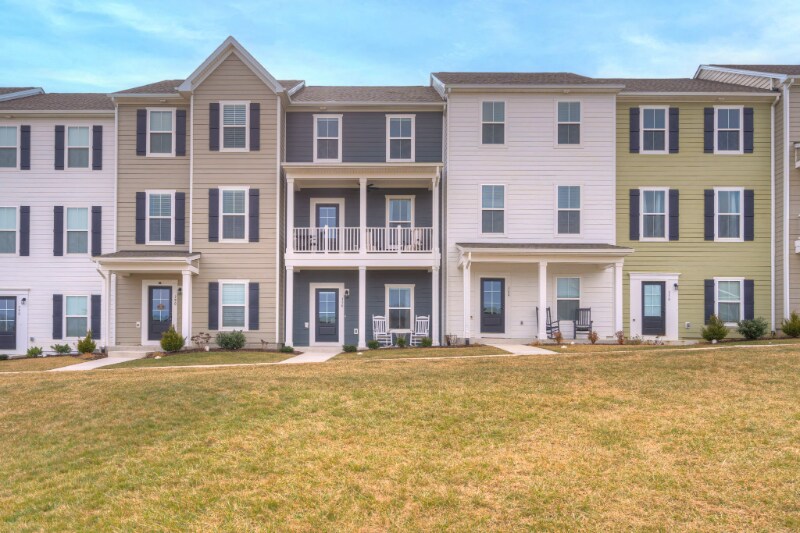 Primary Photo - 370 Hamilton Ave NW