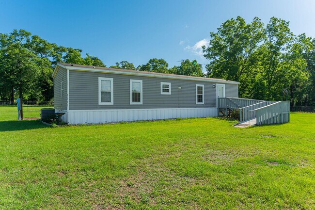 Foto del edificio - 2295 Bermuda Ln