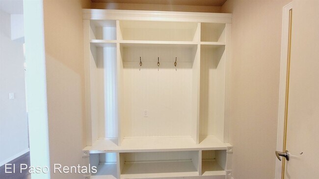Foto del edificio - 3 br, 2 bath House - 7453 Eagle Vista