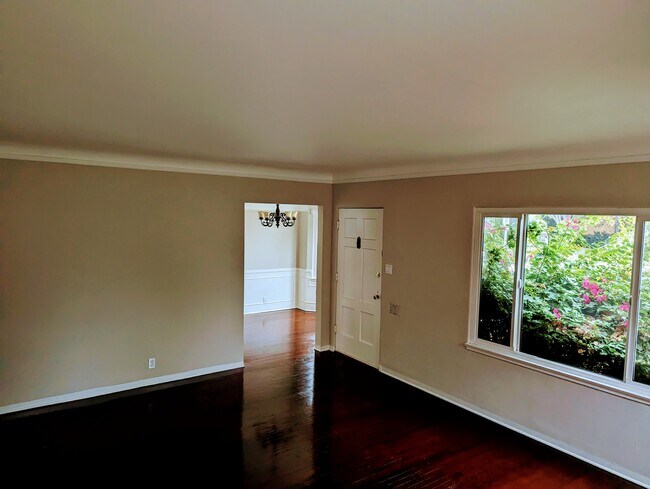 Living room - 1128 16th St
